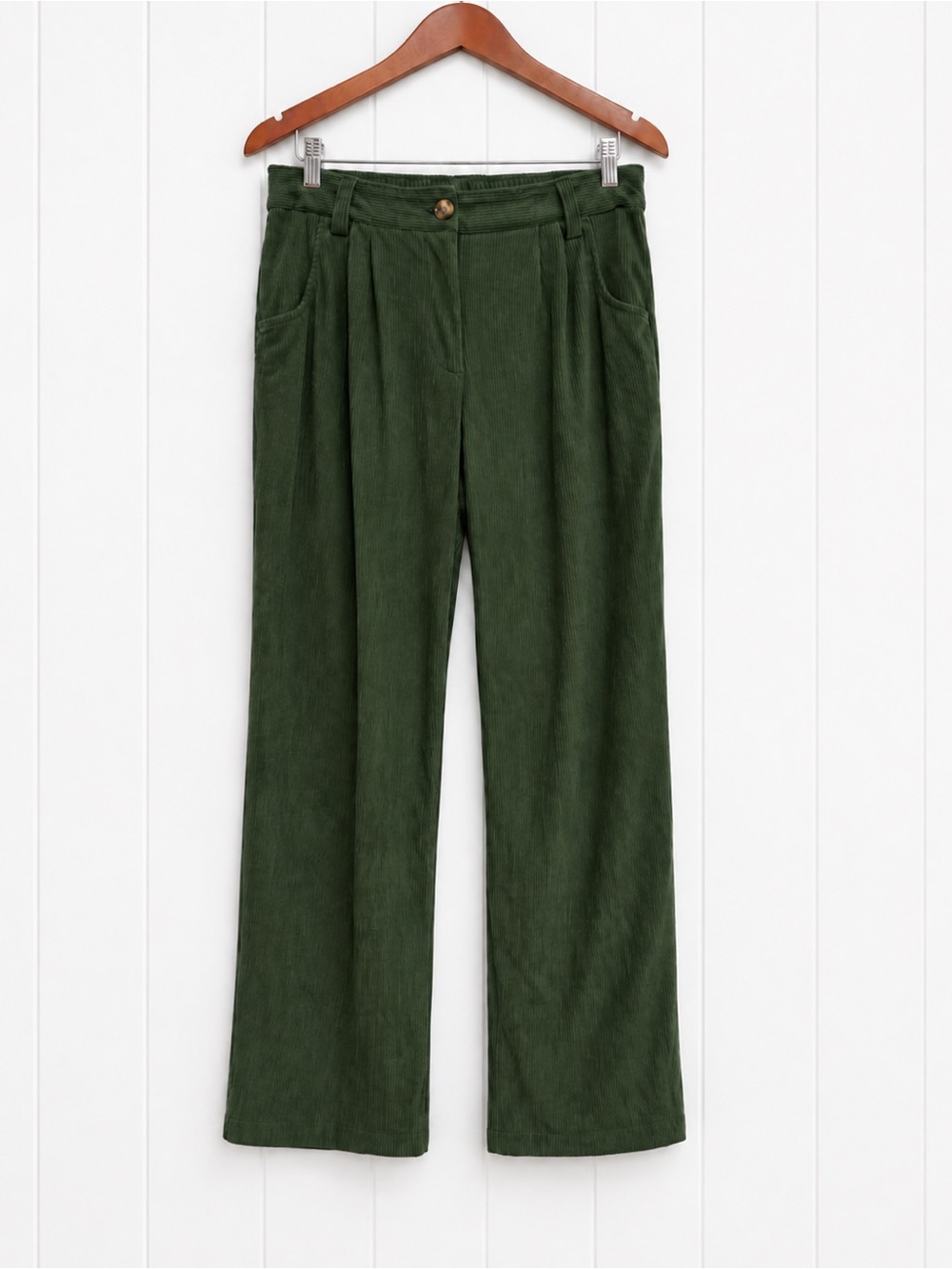 Halara Green Corduroy Straight Leg Pants Medium Petite NWOT